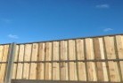 Ropeleylap-and-cap-timber-fencing-3.jpg; ?>